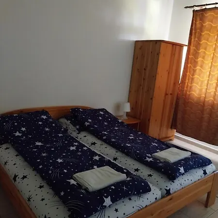 Apartment Tomaj Vendeghaz *